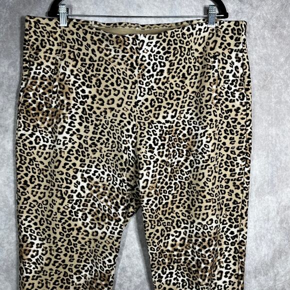 Chico's Pants Womens Size 4 US 20 Tan Leopard Print Pull On‎ Ankle High Rise - Picture 2 of 11
